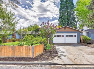 146 Sharon Dr, Phoenix, OR