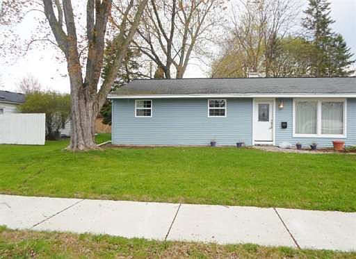 2nd image of 381 Argyle Ct
