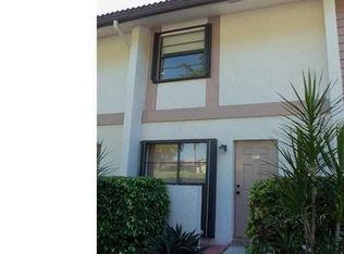 9802 NW 14th St #4, Pompano Beach, FL 33071