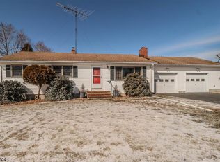 207 County Road 513, Frenchtown, NJ 08825