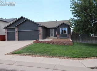 5317 Goodview Dr, Colorado Springs, CO 80911