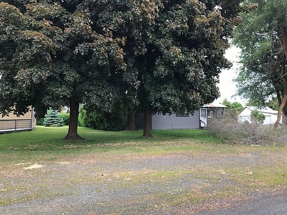 2nd image of 725 SE Pope Ave