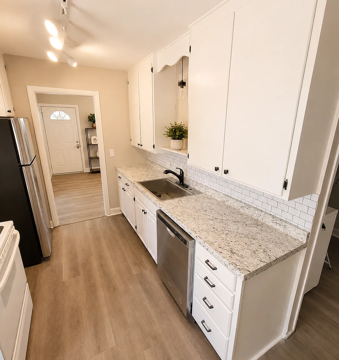 4 bed, 1375 sqft, $2,150 — Photo 4