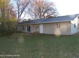 212 Summit Ave, Detroit Lakes, MN 56501
