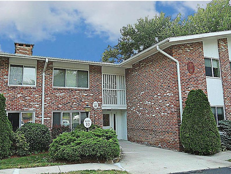 105 Southport Woods Dr Southport CT Zillow