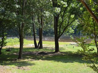 58 Pleasant Grove Rd, Independence, VA 24348