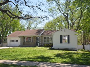 6128 Pleasant Dr, Des Moines, IA 50312