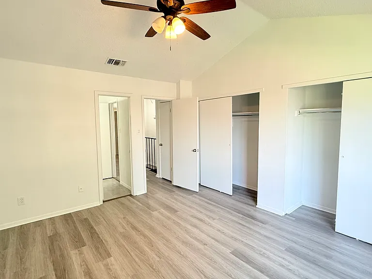 228 Samuel Blvd #S-6 — Photo 11