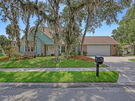 2nd image of 4175 Hickory Lake Ct