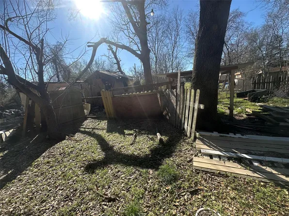 0 9th St, Trinity, TX 75862