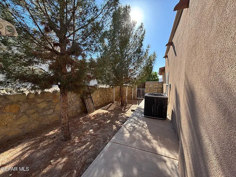 5724 Valley Lilac Ln — Photo 43