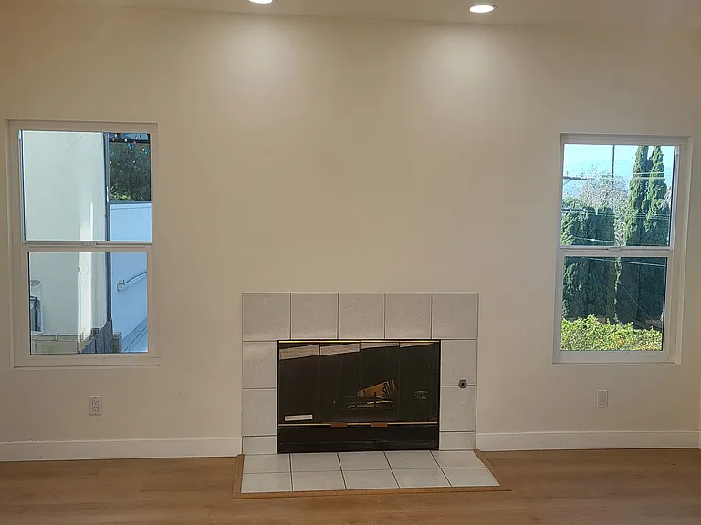 7350 Mooney Dr — Photo 11