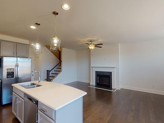 4th image of 2141 Arnage Dr