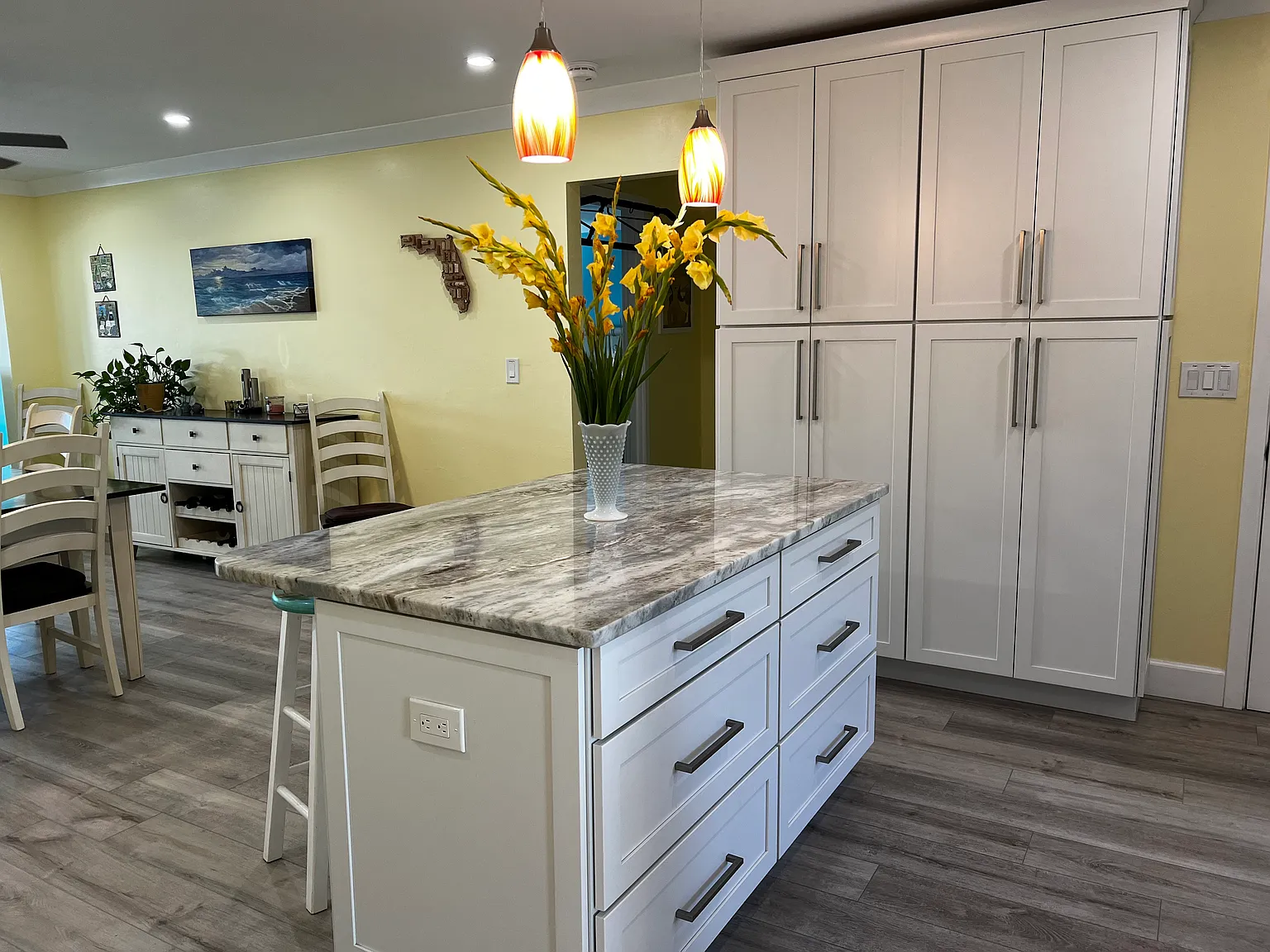2 bed, 1472 sqft, $3,900 — Photo 3