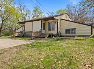 4956 NW Lovington Dr #1, Des Moines, IA 50310