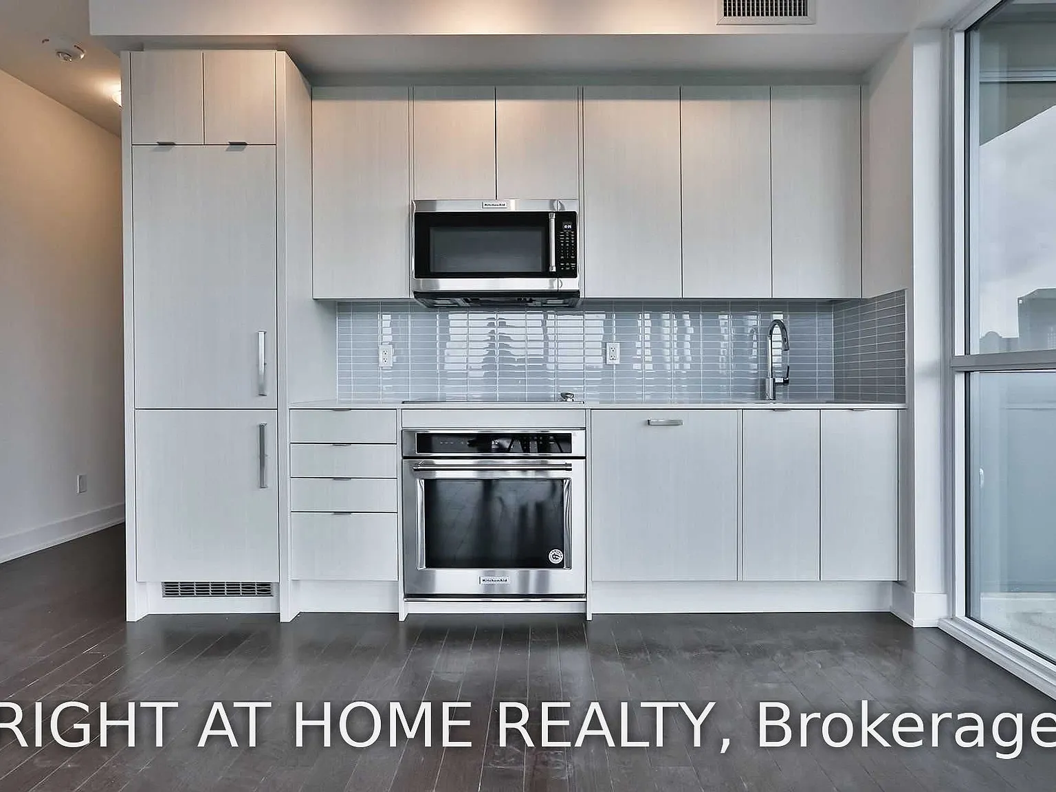 2 bed, $3,650 — Photo 4