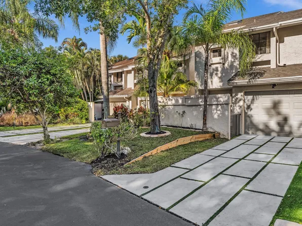 6565 Parkview Drive #C, Boca Raton, FL 33433