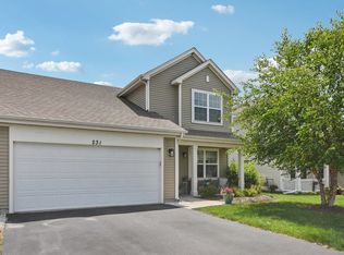231 Norfolk Ln, Pingree Grove, IL 60140