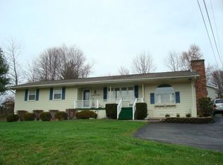 276 Bolt Rd, Glen Daniel, WV 25844