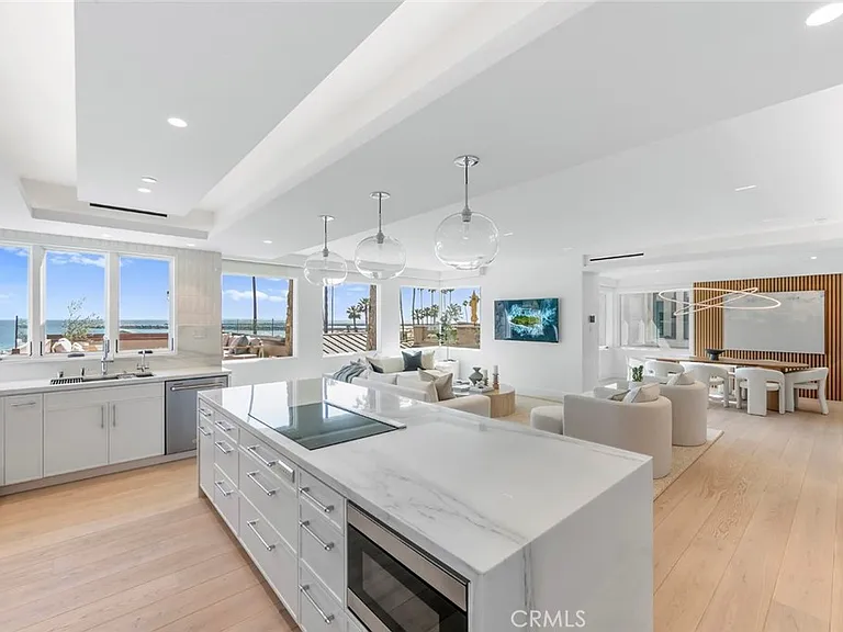 3130 Breakers Dr — Photo 10