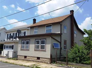 366 S 2nd St, Lehighton Borough, PA 18235