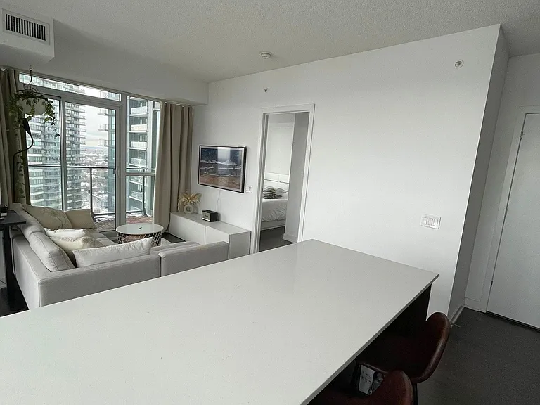 2200 Lake Shore Blvd W #3101 — Photo 8