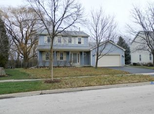 1361 Loch Lomond Dr, Crystal Lake, IL 60014