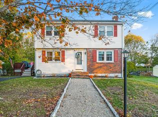 3 Country Club Rd, Rockport, MA 01966