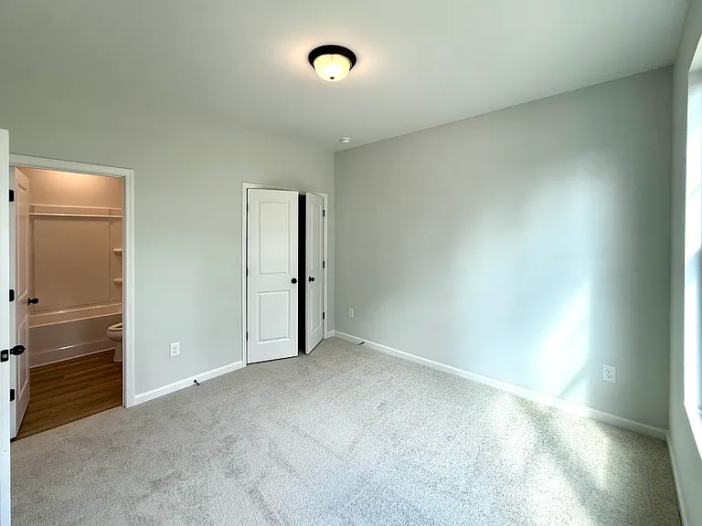 1721 Jordan Brook Dr — Photo 4