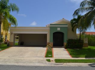 135 Fringe Dr, Humacao, PR 00791