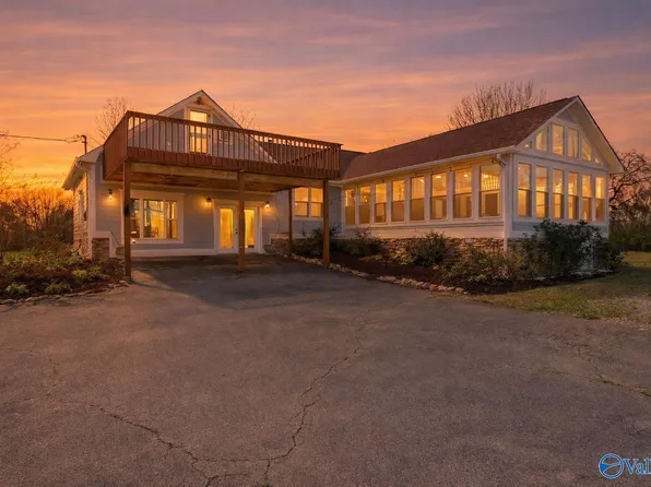 244 Cherokee Rdg, Grant, AL 35747