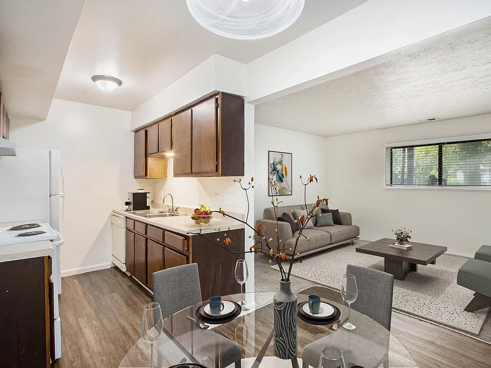 Briarwood Apartments