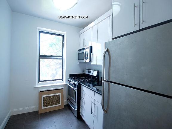 5th image of 88-15 179th St #5