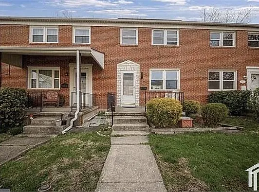 4 bed, $3,000 — Photo 2