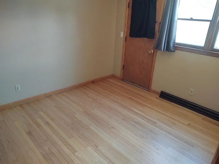 881 Columbus St #3 — Photo 6