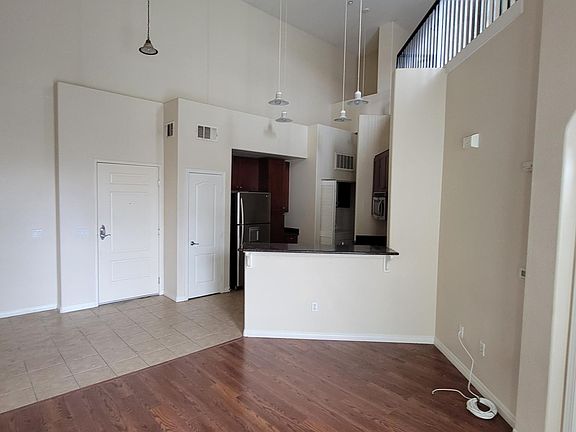 3rd image of 3950 Ohio St Unit 508