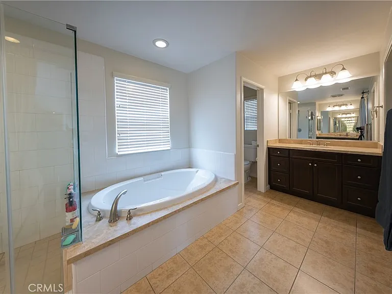 820 E Ruby Lace Way — Photo 14