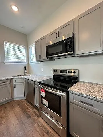 3409 Albion St — Photo 14