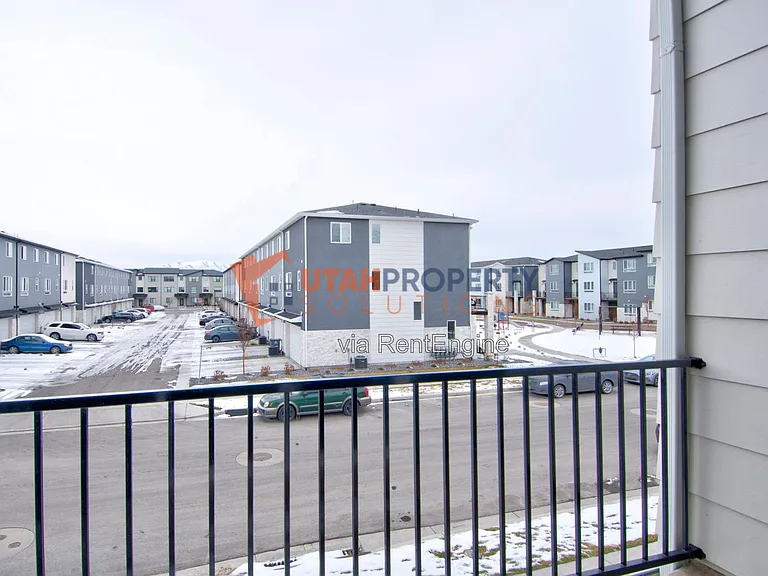 388 S 980 W — Photo 31