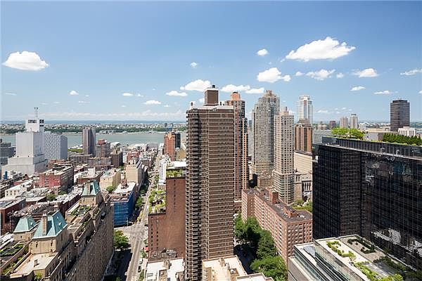1st image of 301 W 57th St APT 37E