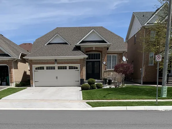 301 Van Kirk Dr, Brampton, ON L7A 1M3