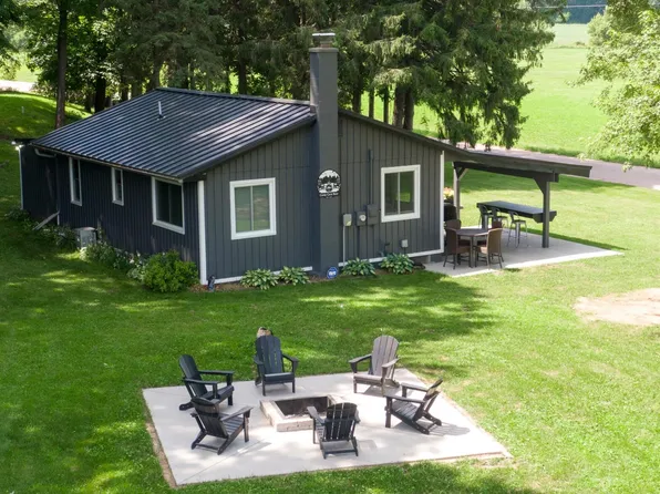 N2497 Riley Rd, Mauston, WI 53948