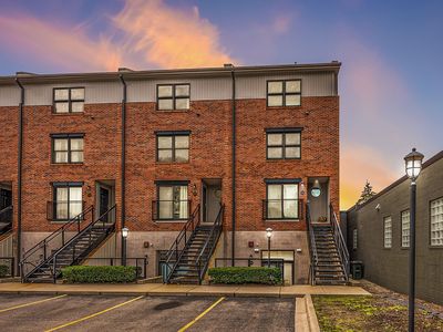 686 W 11 Mile Rd, Royal Oak, MI, 48067