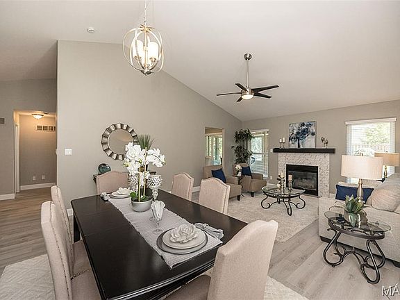 5th image of 842 Braefield Ct