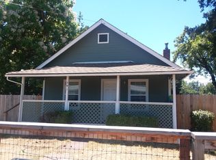 541 SW Foundry St, Grants Pass, OR 97526