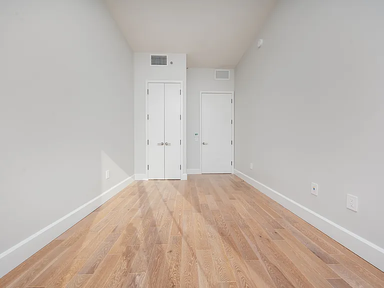 262 9th St #801 — Photo 16