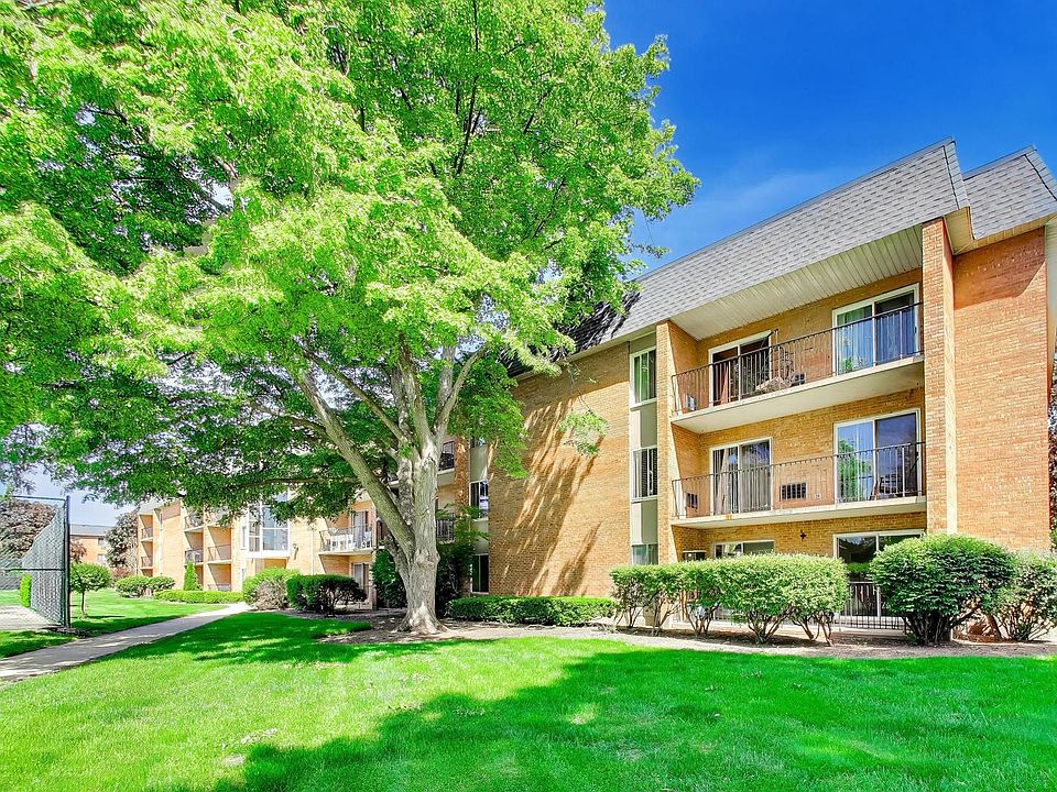 1st image of 1056 N Mill St APT 107