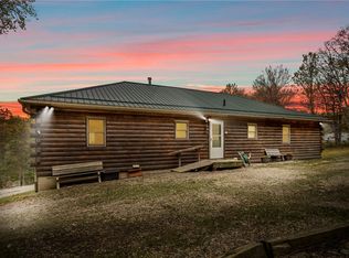 566 Pettit Rd, Sycamore, PA 15364