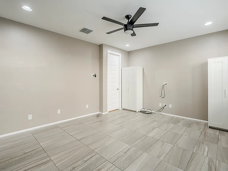 7050 W Carter Dr — Photo 21