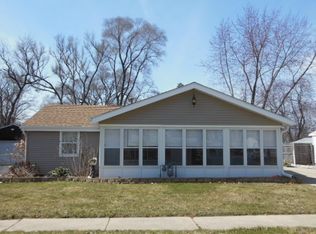 7526 Mildred Rd, Machesney Park, IL 61115